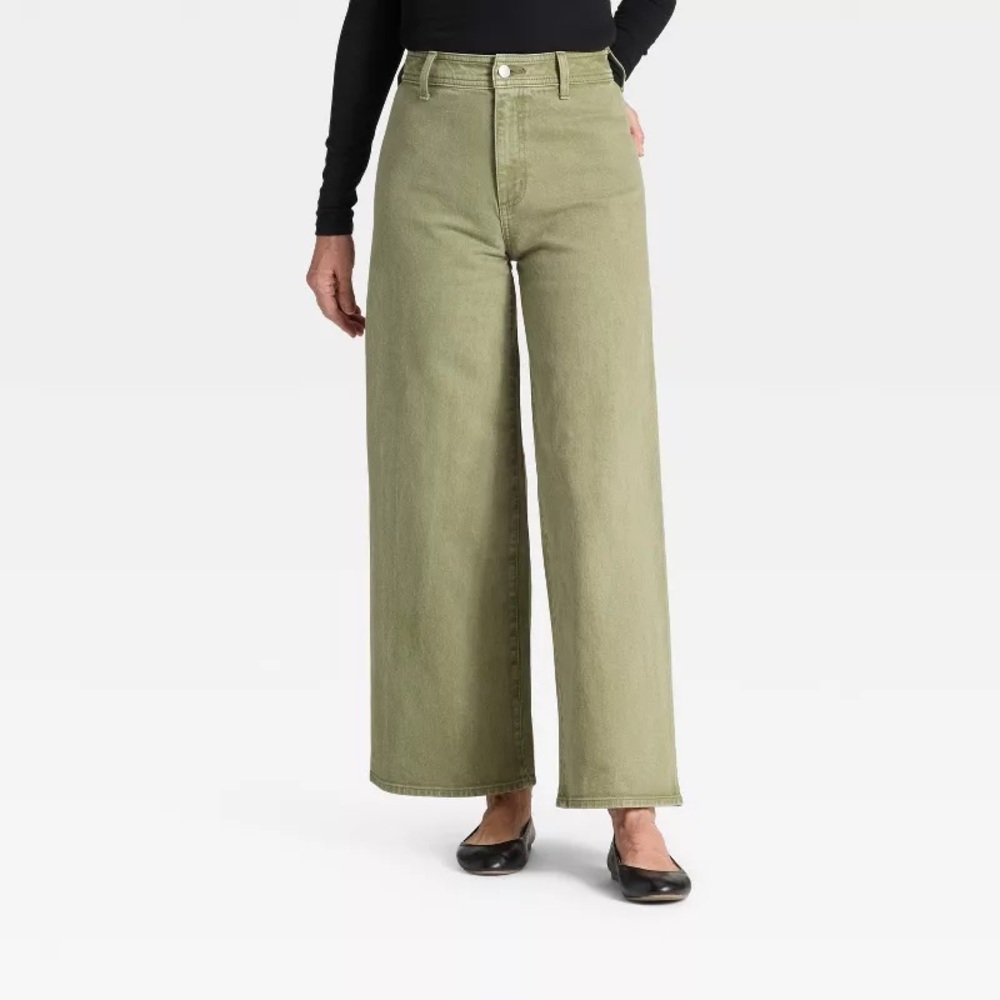 Size 4 Universal Thread Women’s High-Rise Sailor Wide Ankle Jeans in Green